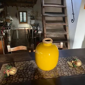 Brunhouse San Quirico dʼOrcia