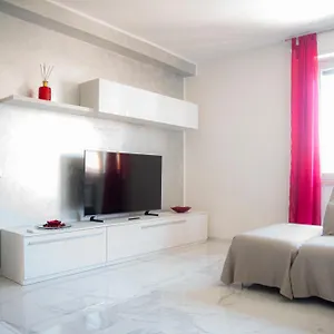 Silver Dream House San Quirico dʼOrcia